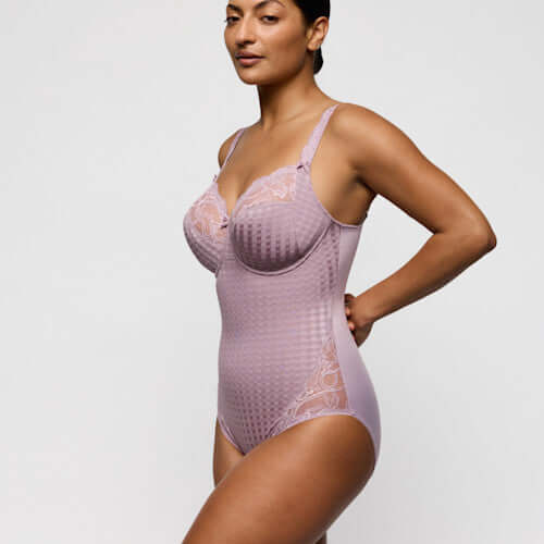 Primadonna Madison in Soft Sand Body, a comfy non-padded bodysuit with stylish design and elegant neutral color.
