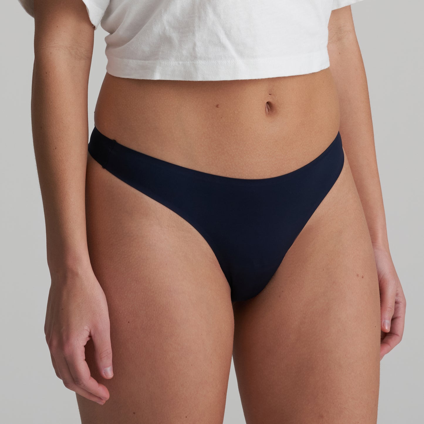 Marie Jo COLOR STUDIO thong in velvet blue