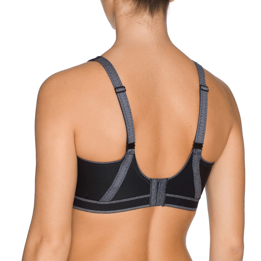Primadonna Sports Bra - the sweater sports bra wired in black 36G