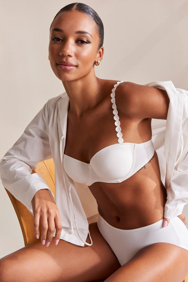 Marie Jo Tom in Natural