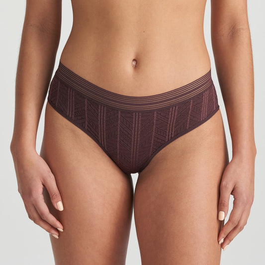 Marie Jo L'aventure aubergine hotpants featuring modern lace and airy tulle design.
