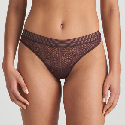 RICHARD aubergine thong