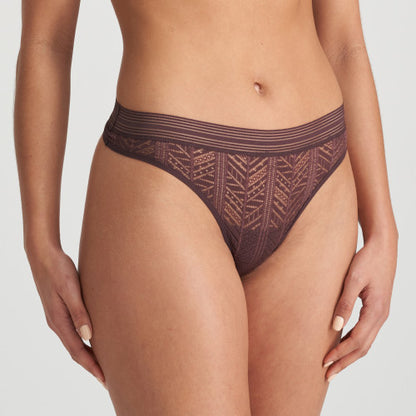 RICHARD aubergine thong
