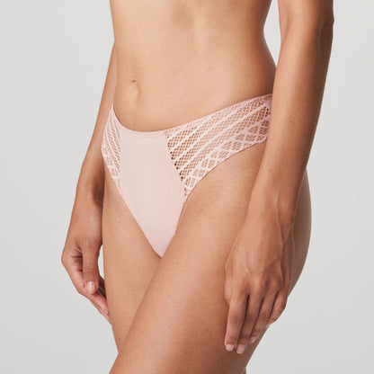 Primadonna Twist East End Thong in Powder Rose