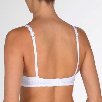 0100416 White-UK 38A / EU 85A / US 38A