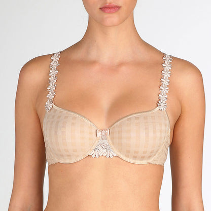 0100410 Caffè Latte-UK 40E / EU 90E / US 40E