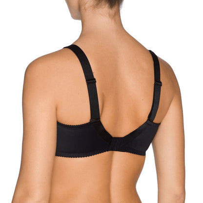 162836 Black-UK 44C / EU 100C / US 44C