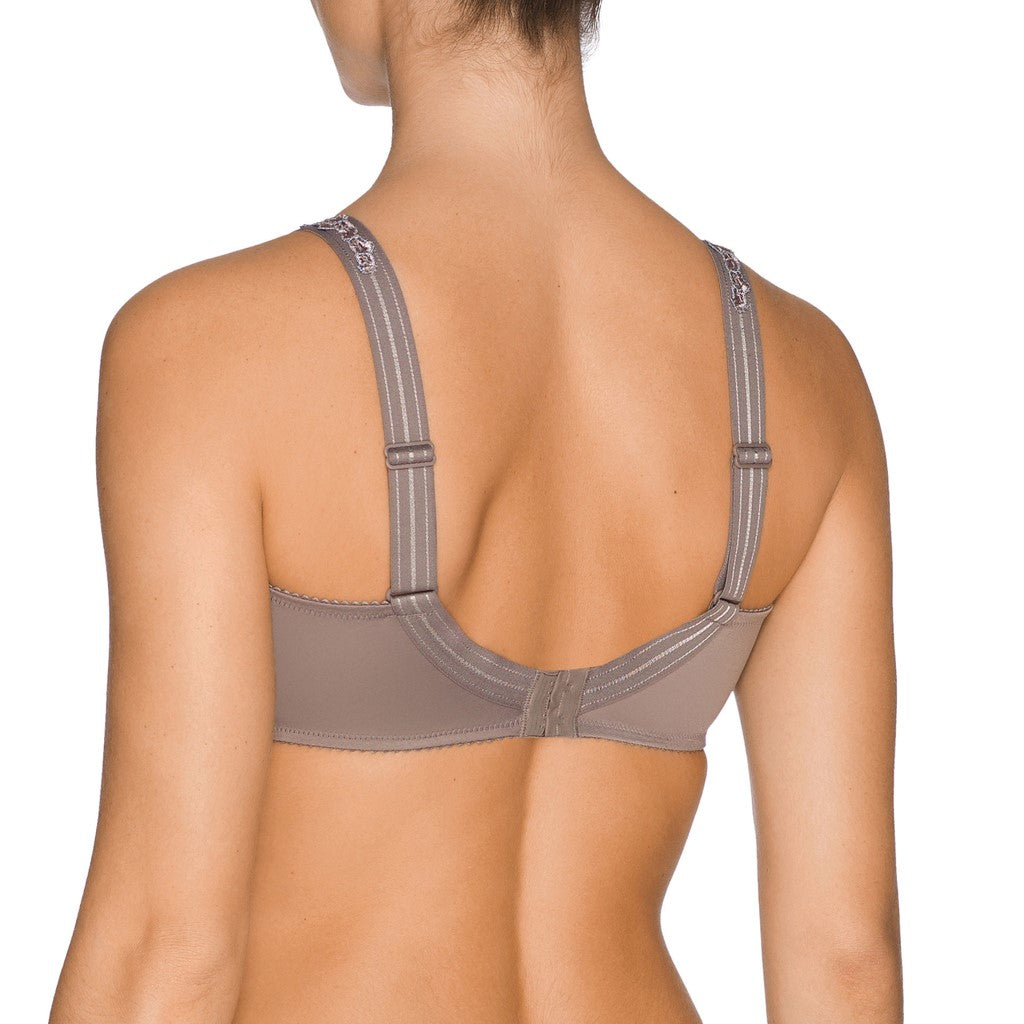 161817 Smokey Sand-UK 40F / EU 90F / US 40F