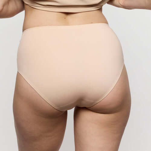 Marie Jo Soft Studio Full Briefs in Caffe Latte, showcasing exquisite softness and comfort in a high-waist retro style.