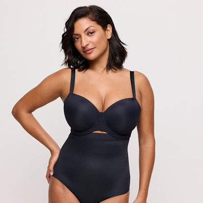 Primadonna Figuras Smoothing Thong in Charcoal