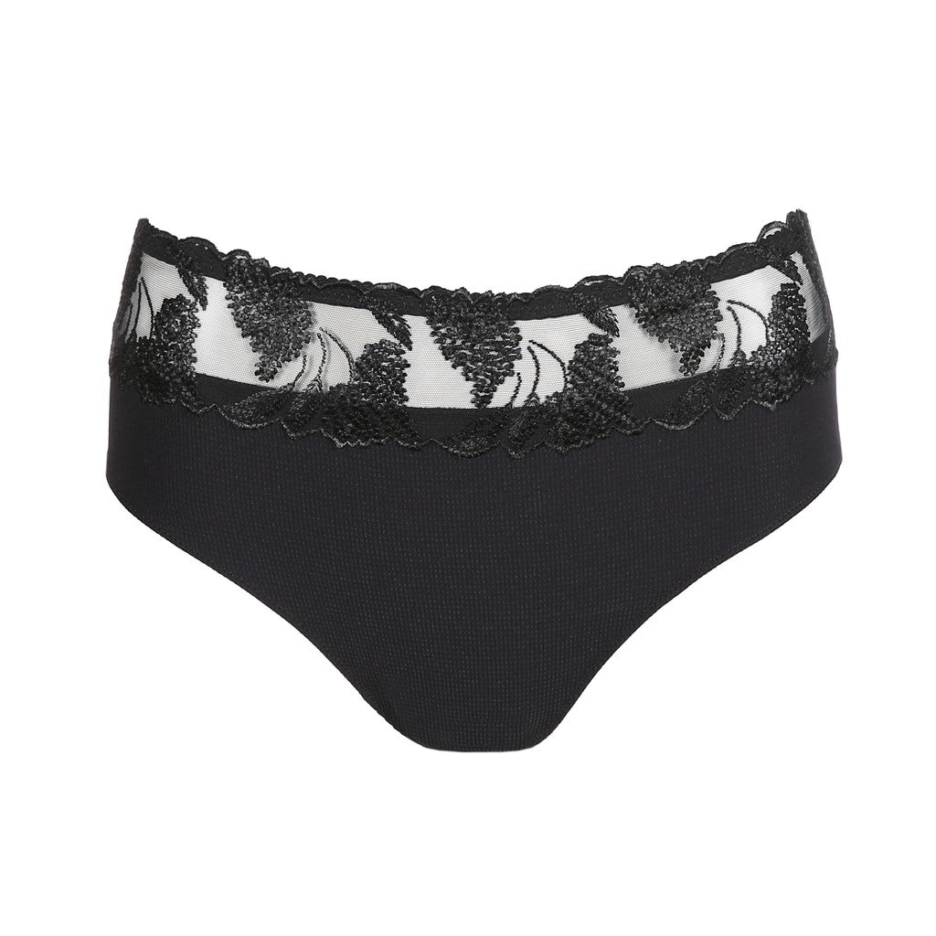 562831 Black-M