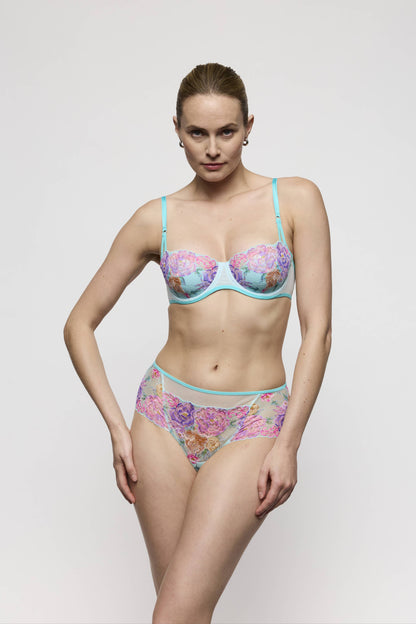 Salesbook image with head