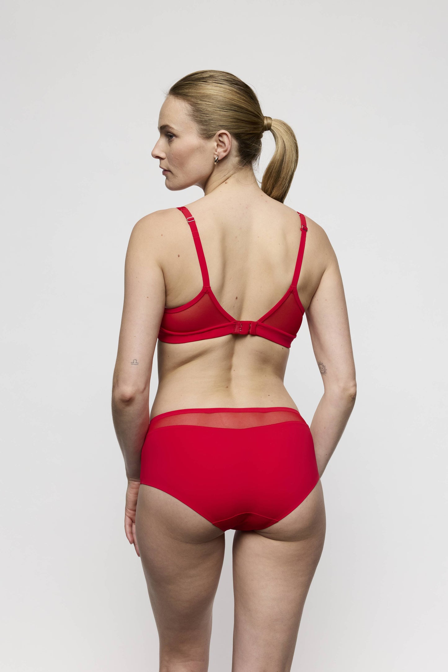 Salesbook image with head