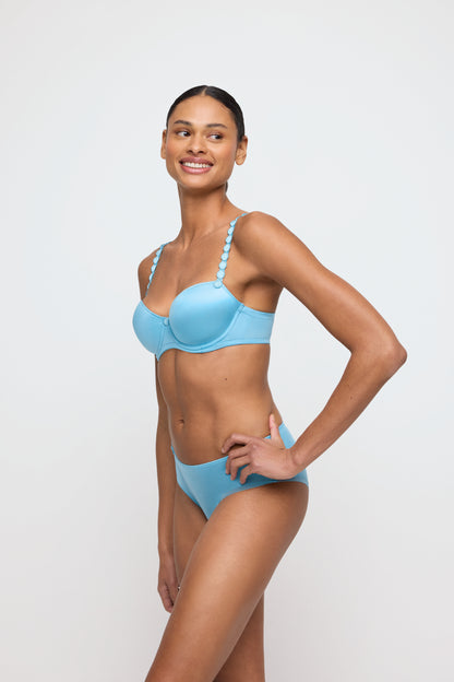 Salesbook image with head