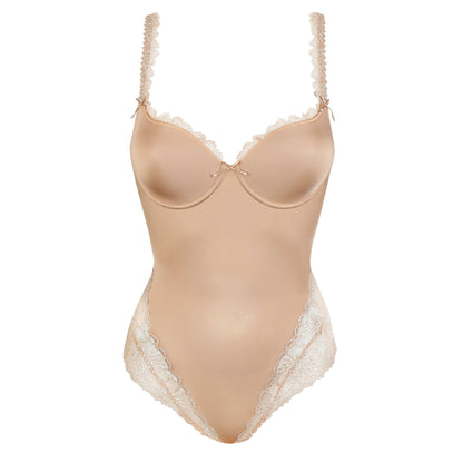 Marie Jo JANE body in sand