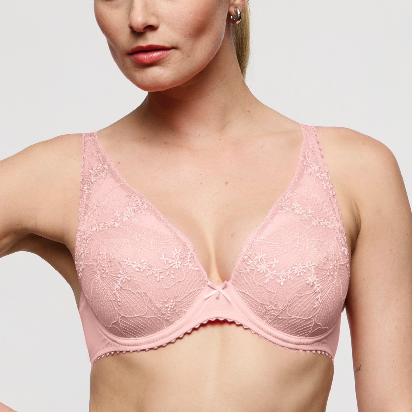 Marie Jo SOLENE padded plunge bra in gardenia rose