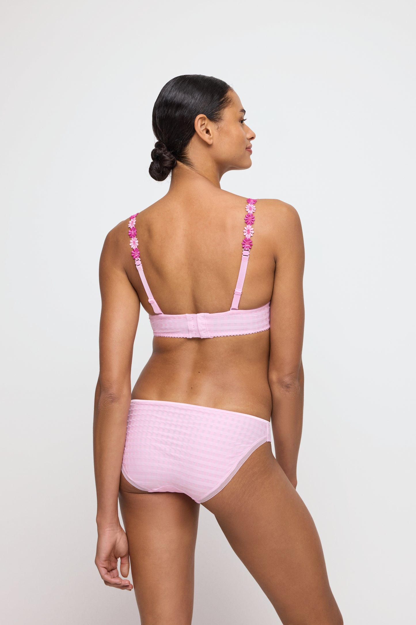 Salesbook image with head