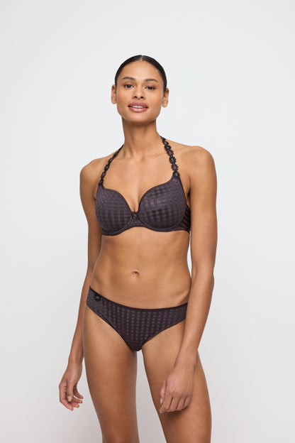 Salesbook image with head