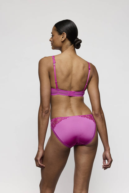 Salesbook image with head