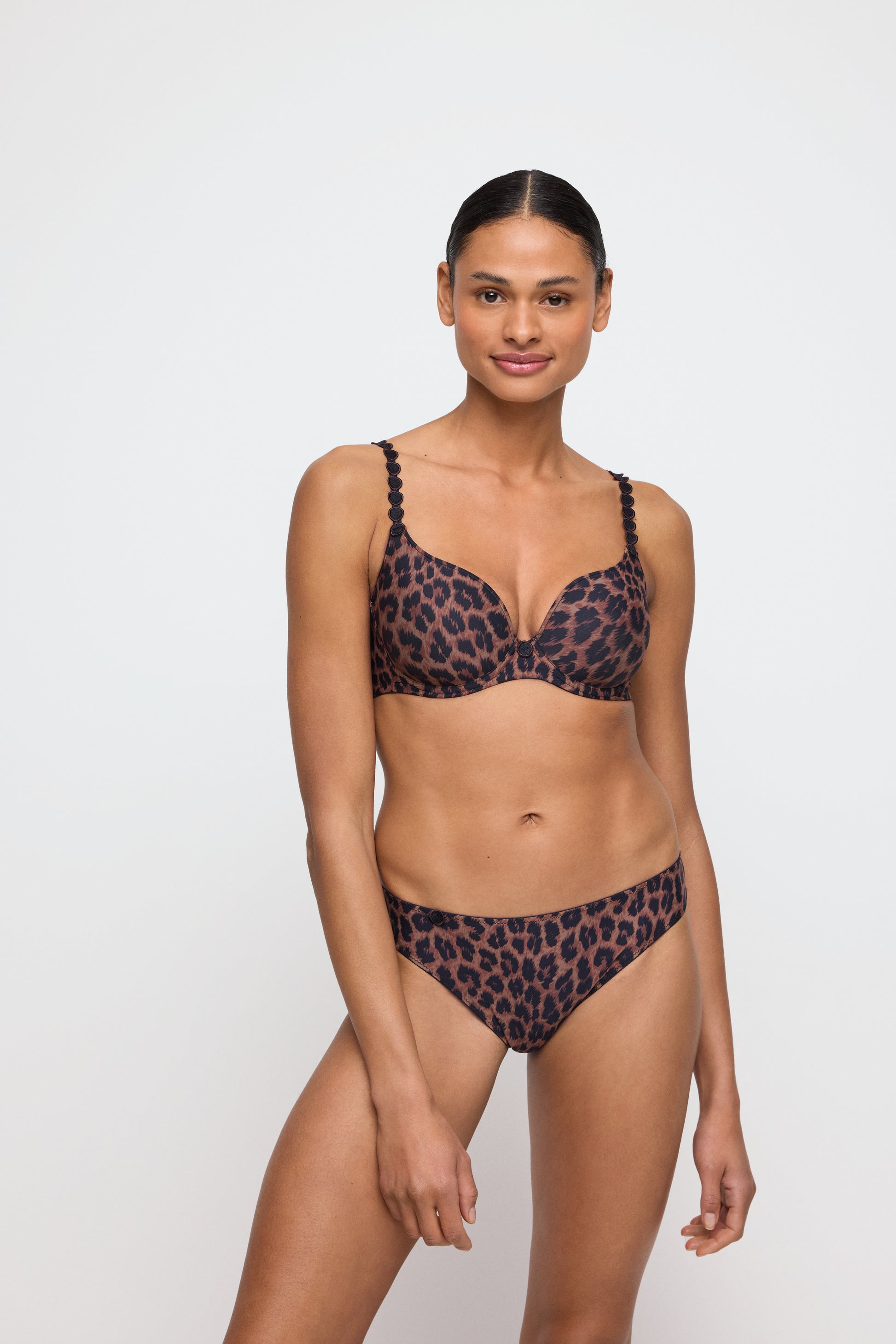 Salesbook image with head