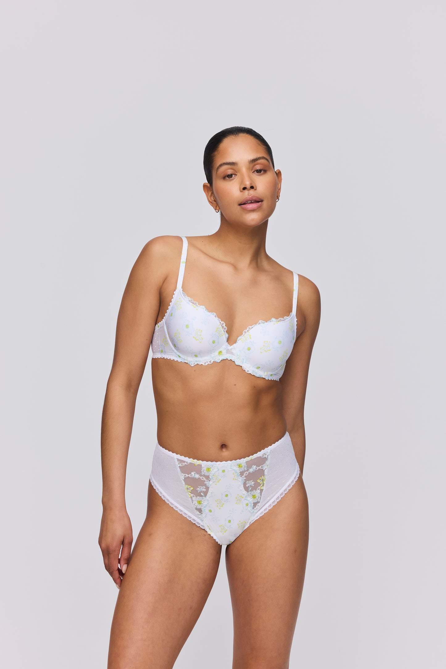 Marie Jo CHEN white yacht padded bra heartshape