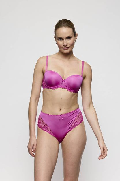 Salesbook image with head