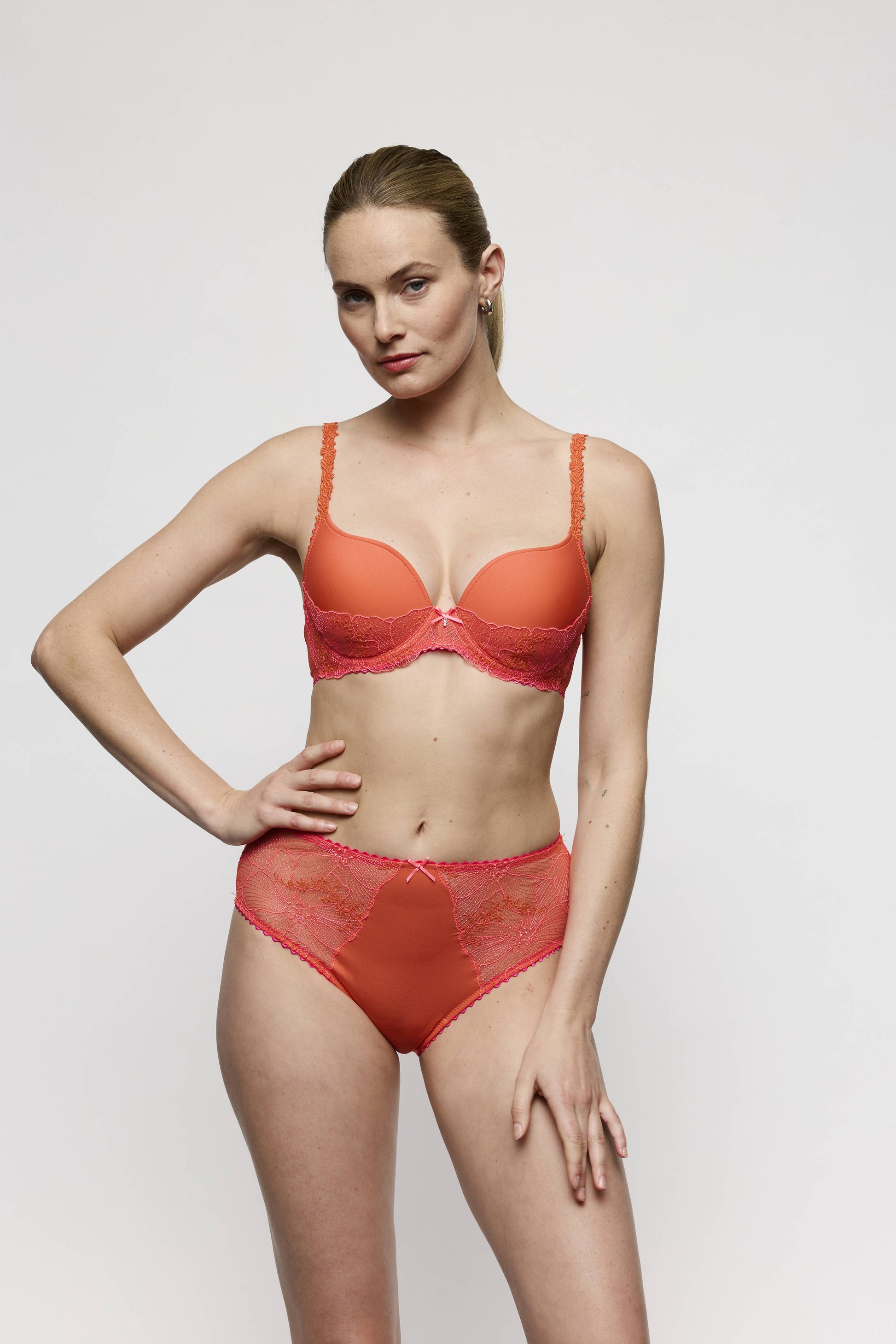 Salesbook image with head