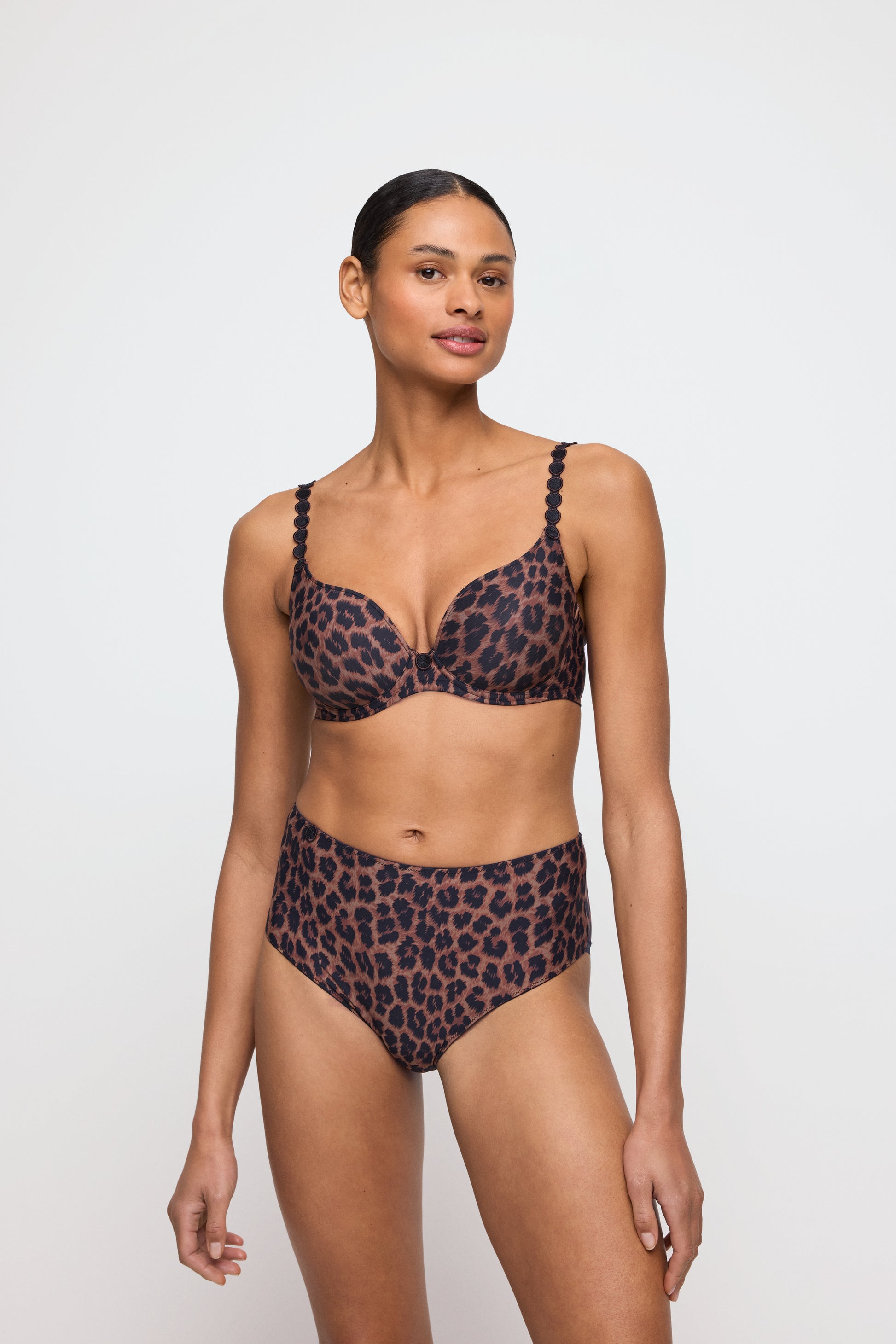 Salesbook image with head