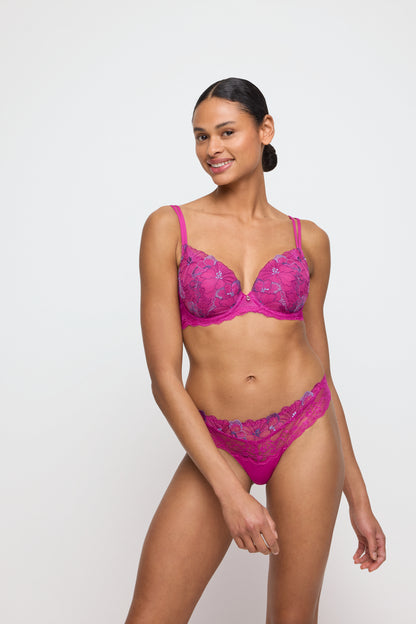 Salesbook image with head