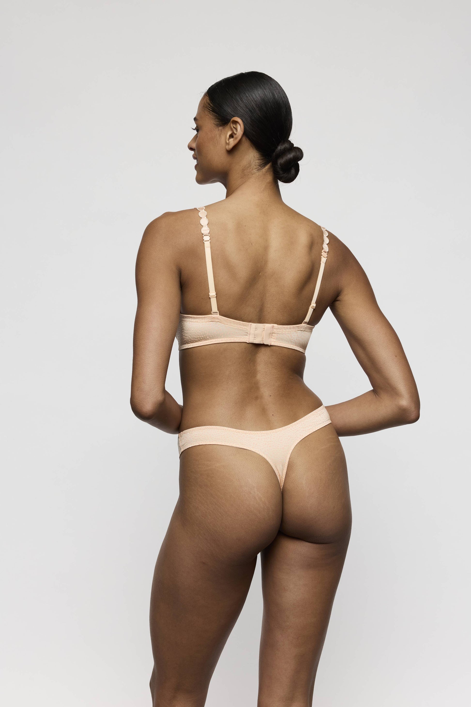 Salesbook image with head