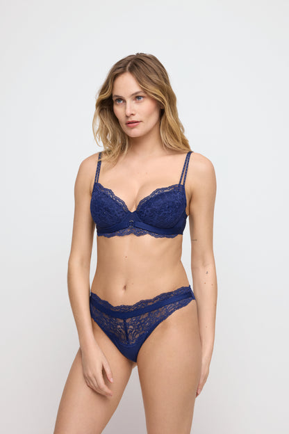 Salesbook image with head