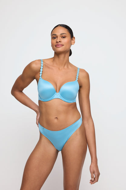 Salesbook image with head