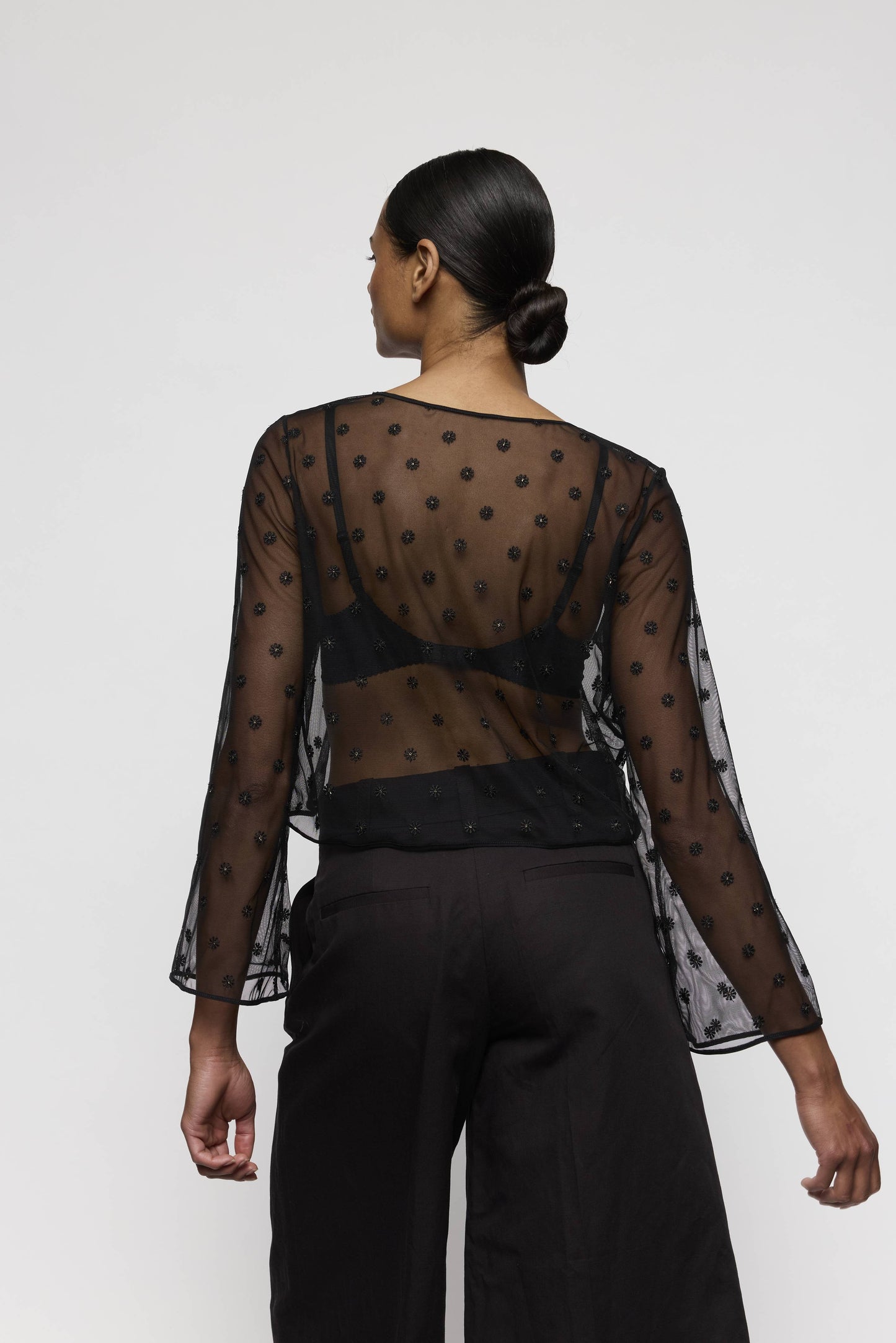 Salesbook image with head