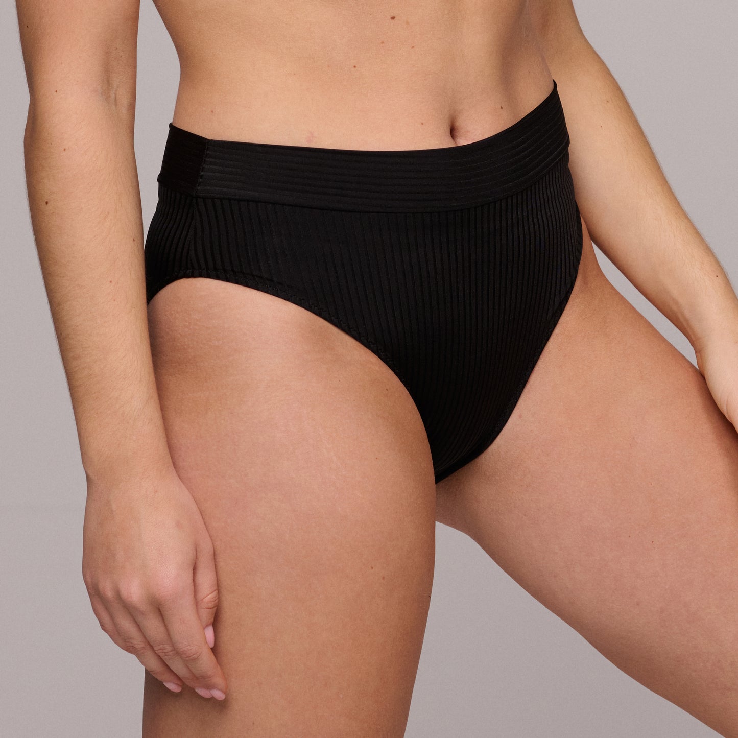 EMLY black bikini fold briefs