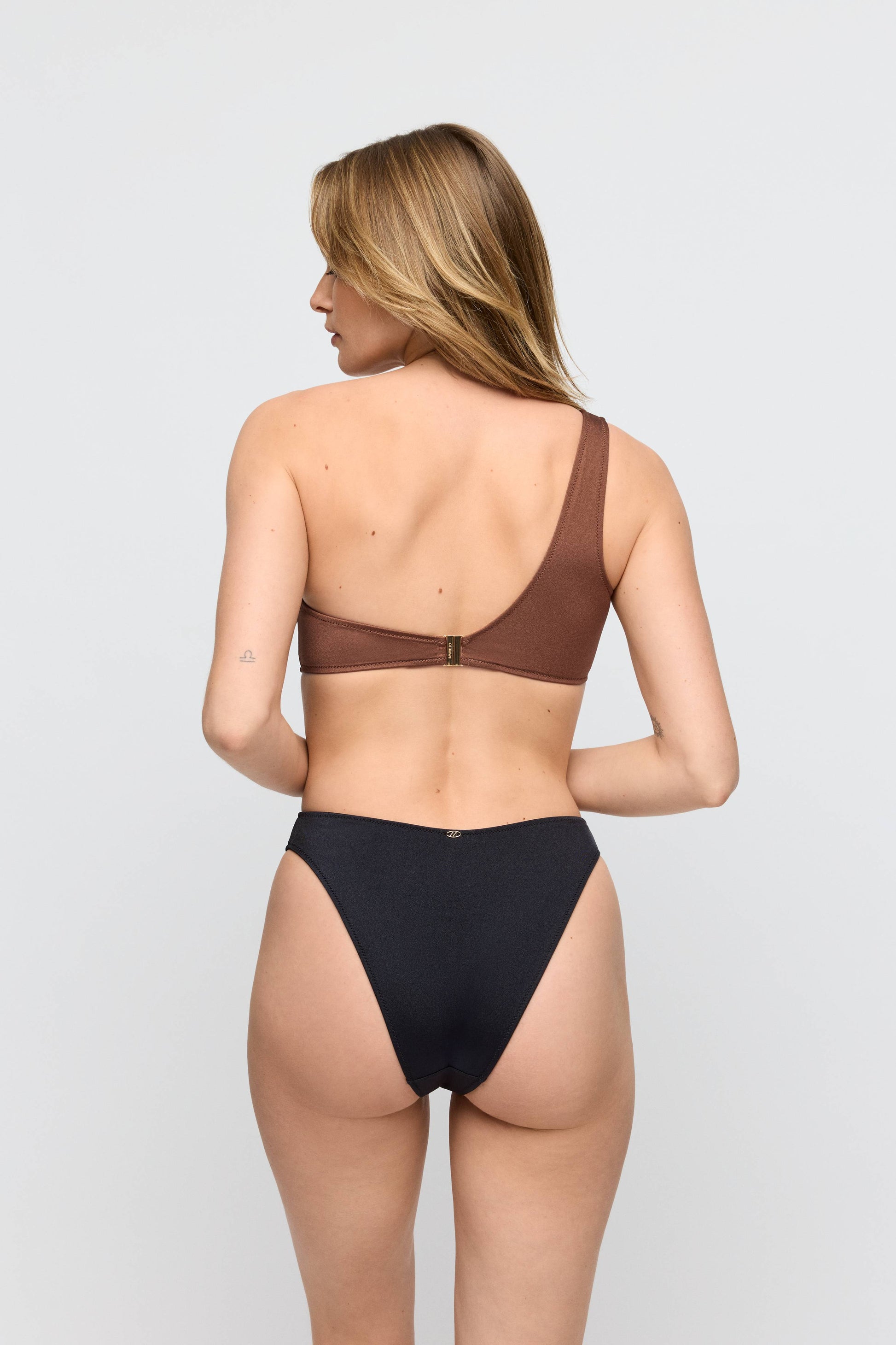 Salesbook image with head