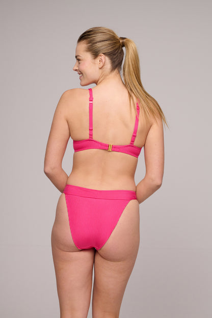 EMLY Dragon Fruit padded bikini top heartshape