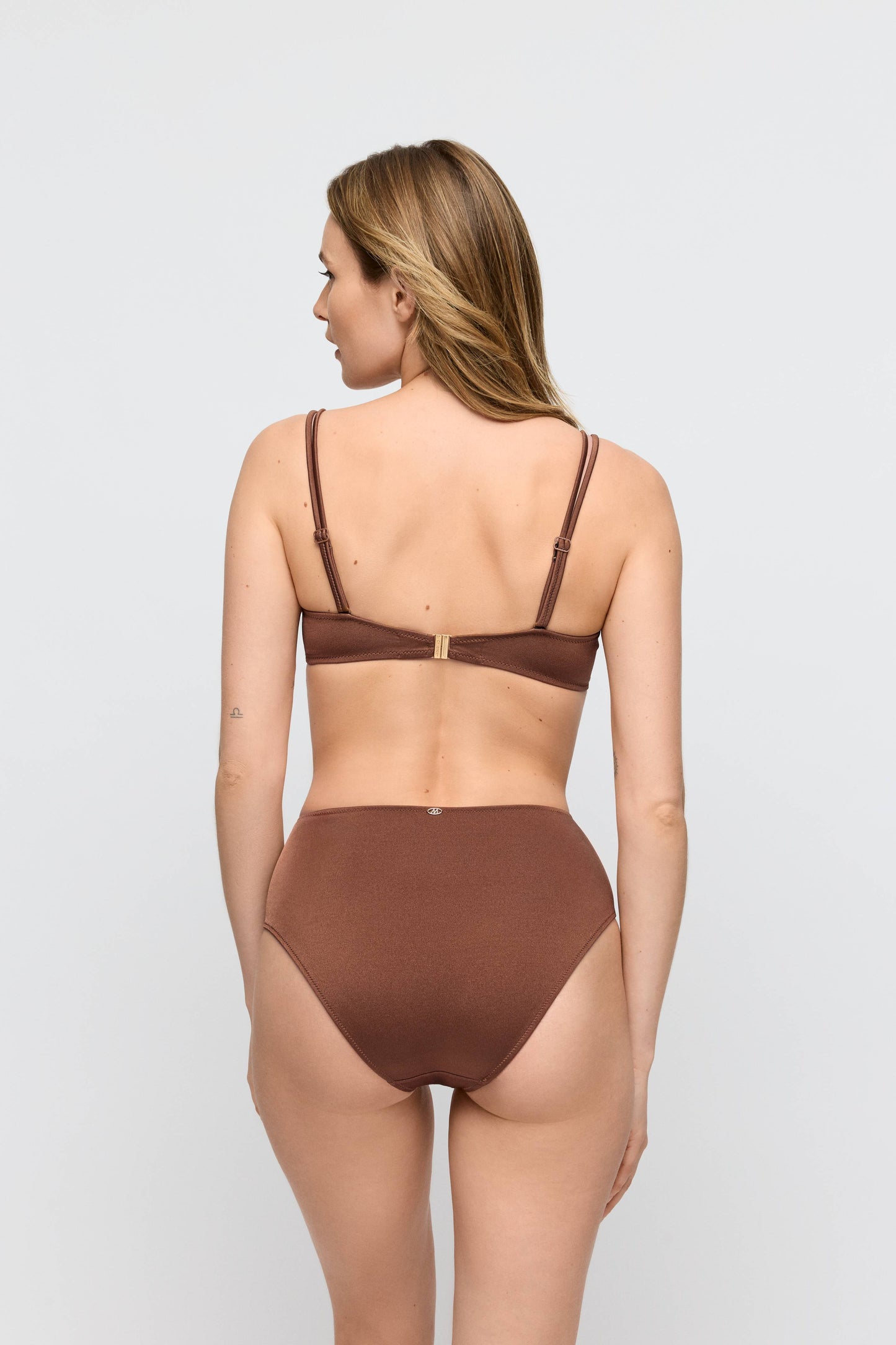 Salesbook image with head