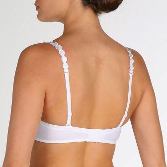 0120822 White-UK 32A / EU 70A / US 32A