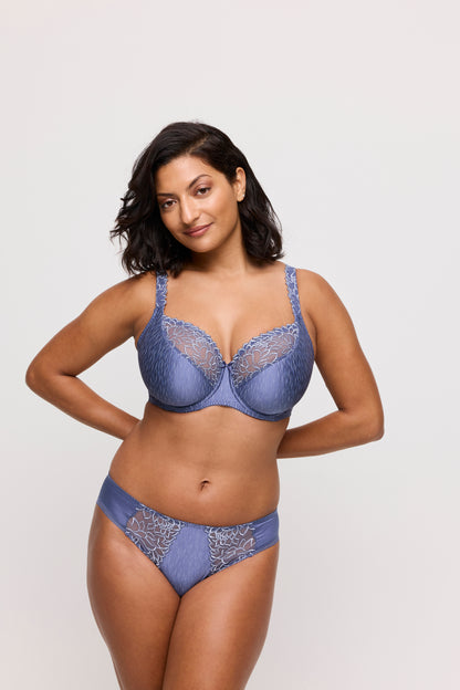 Salesbook image with head