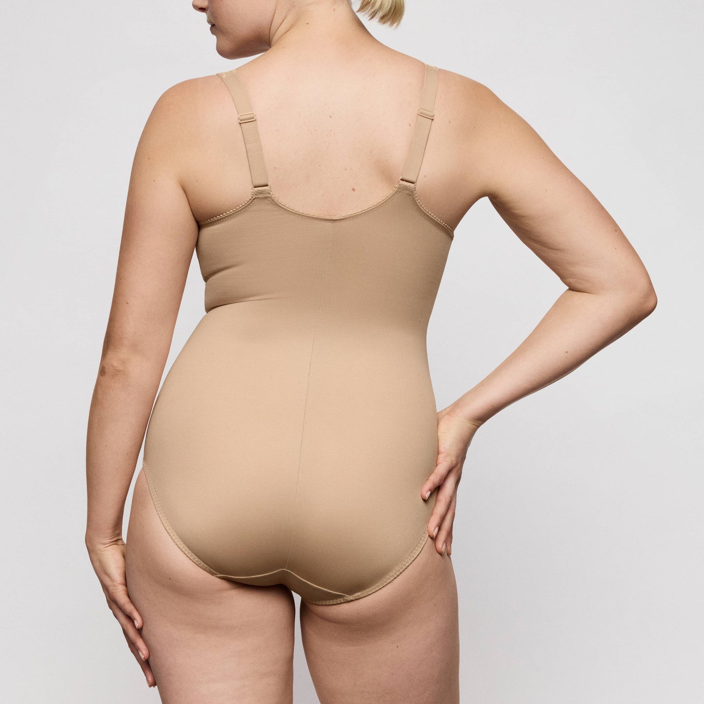 Primadonna SALERNO full cup body in Candy Ginger, elegant bodysuit with bottom closure, shown from the back.