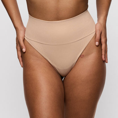 Primadonna Nudda high-waisted shapewear thong in smooth caffé latte color, showcasing a flattering fit.