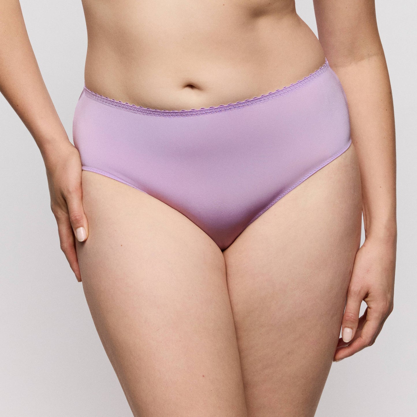 Primadonna IXIA fsmooth full briefs in Wisteria high-waist briefs in lilac for a smooth retro silhouette.