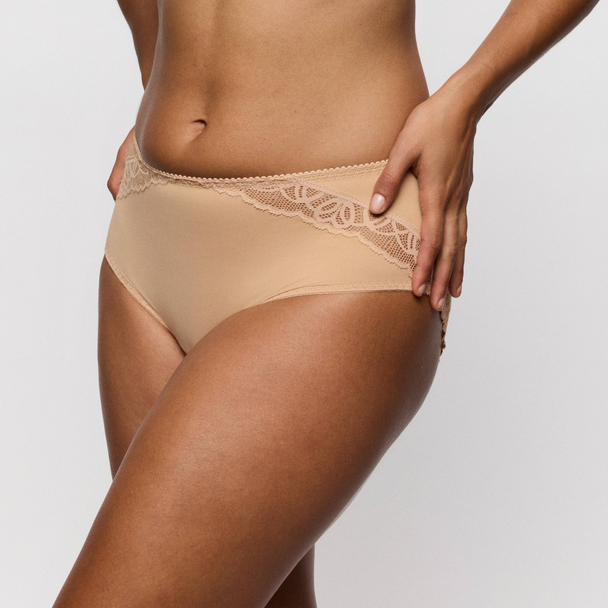 Primadonna SALERNO full briefs in Candy Ginger, high-waist design for a retro silhouette and flattering fit.
