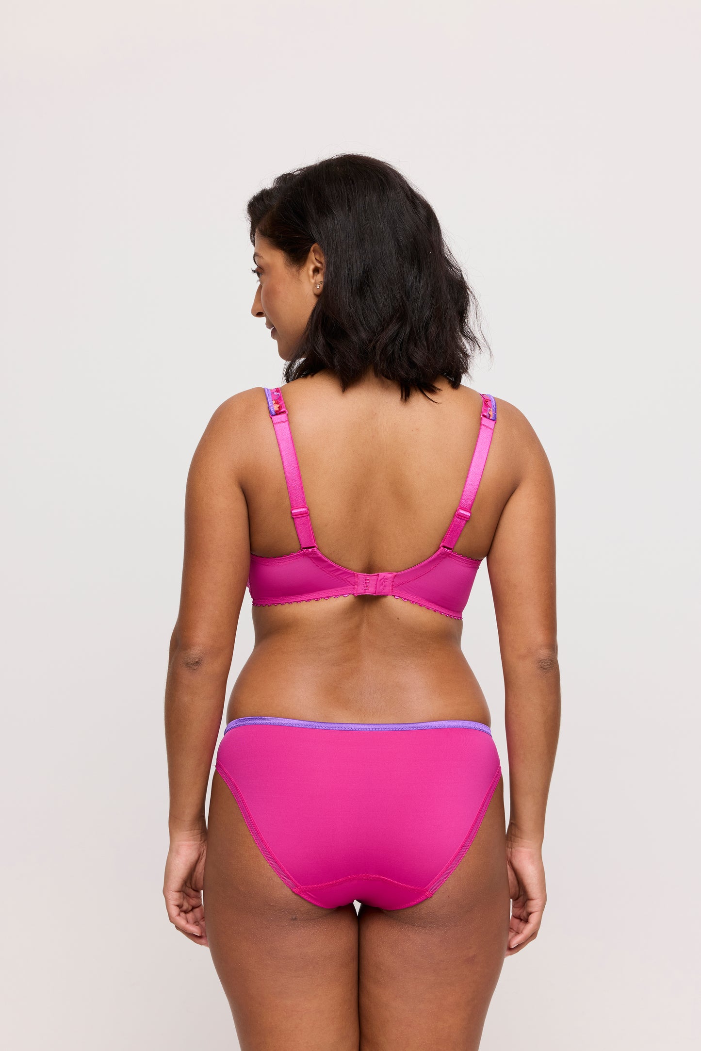 Salesbook image with head