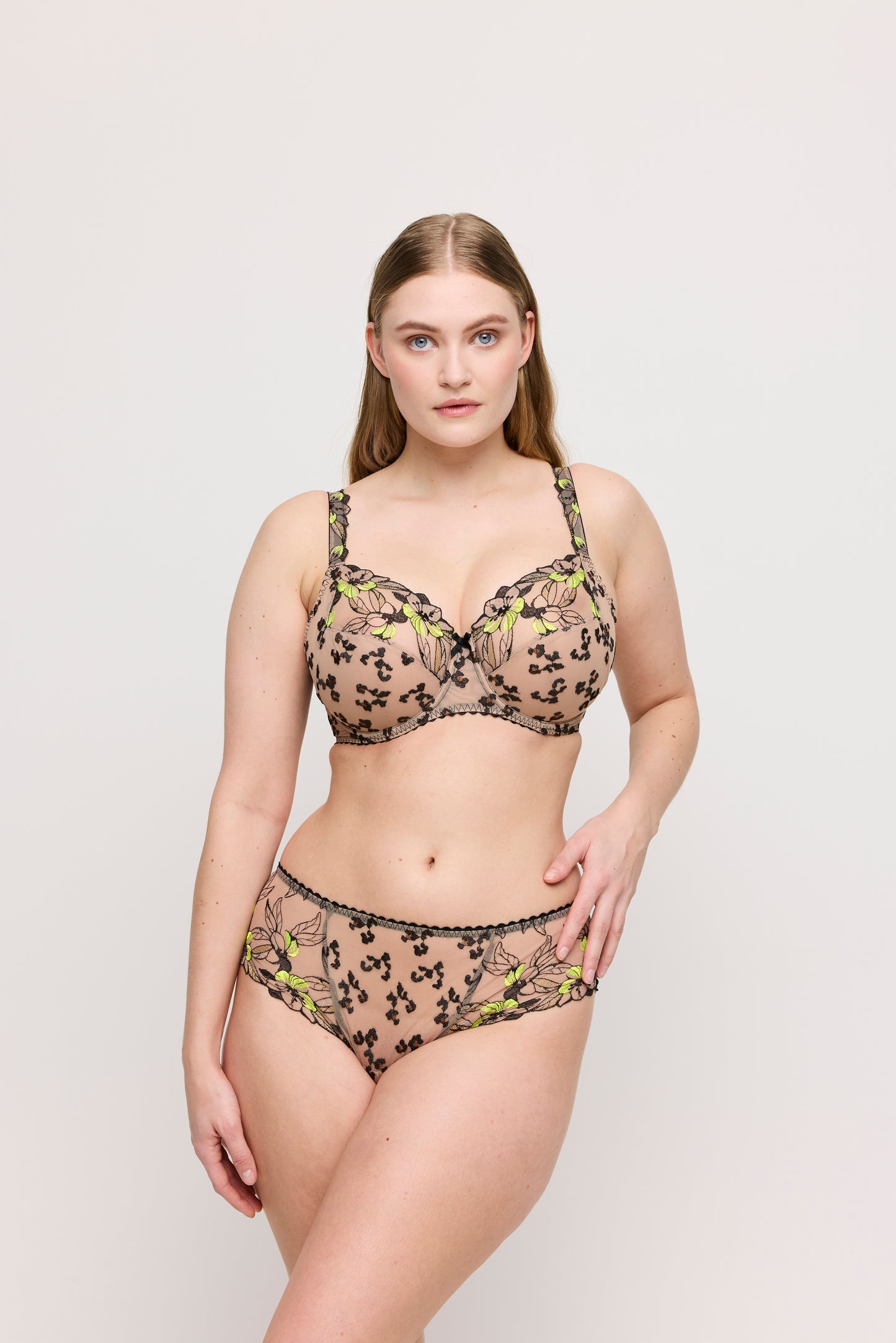 Salesbook image with head