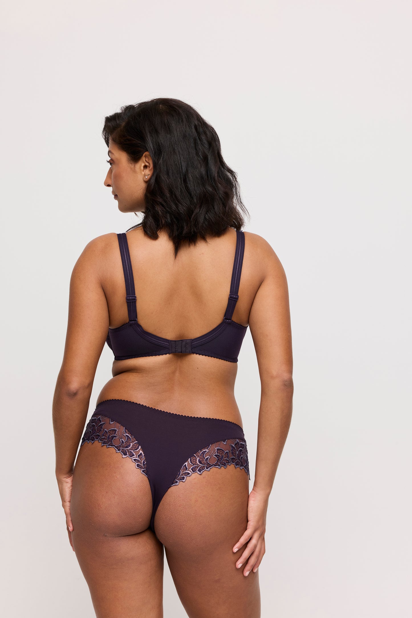 Salesbook image with head