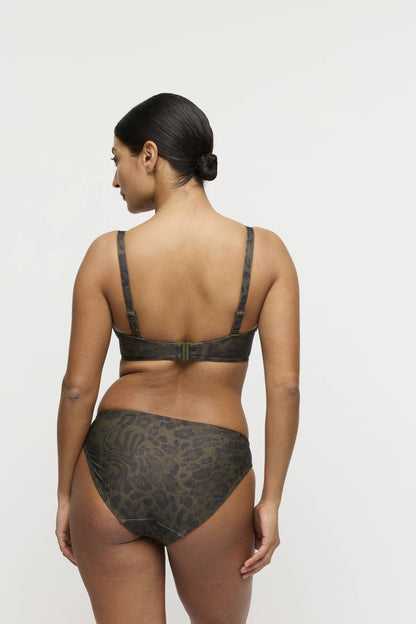 Salesbook image with head