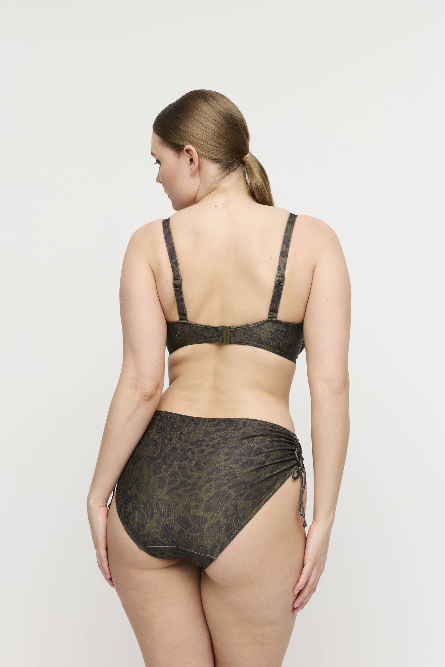 Salesbook image with head