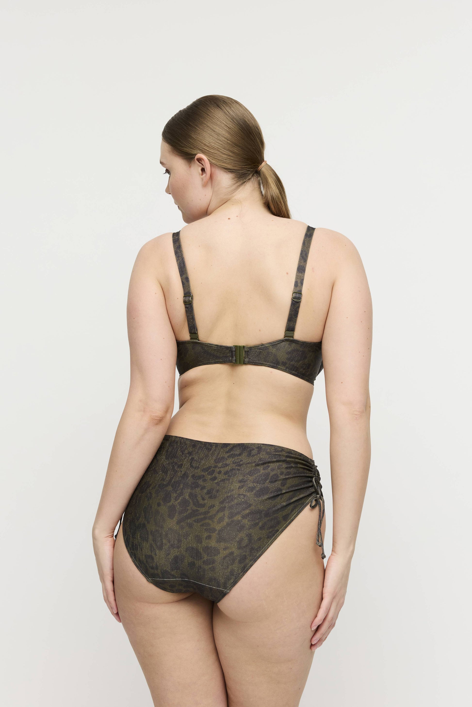 Salesbook image with head