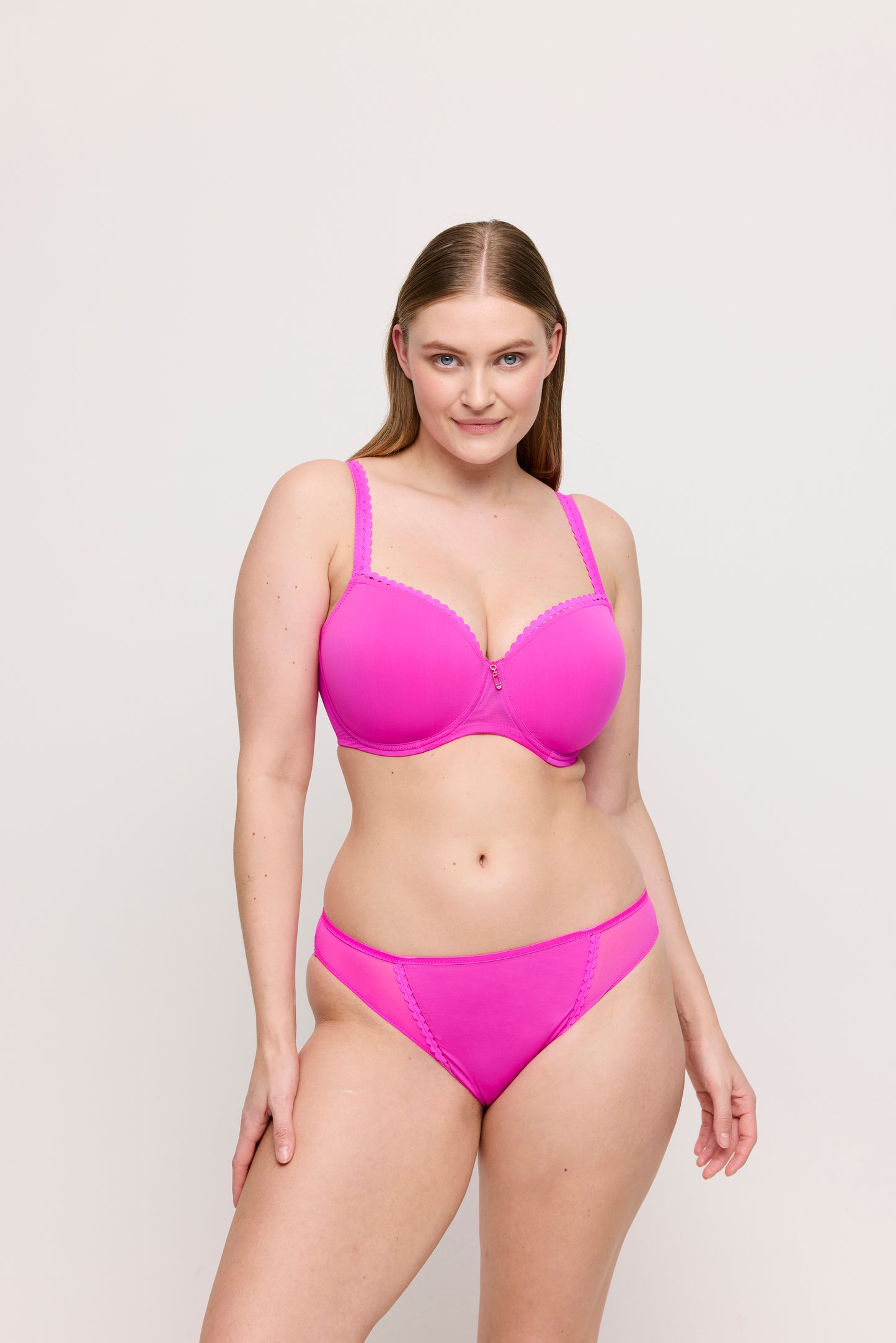 Salesbook image with head